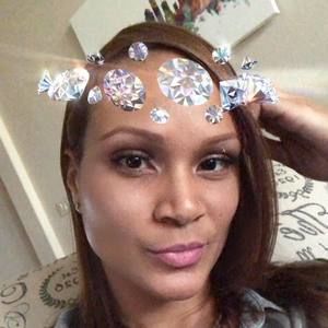 Meet your Posher, Bettina